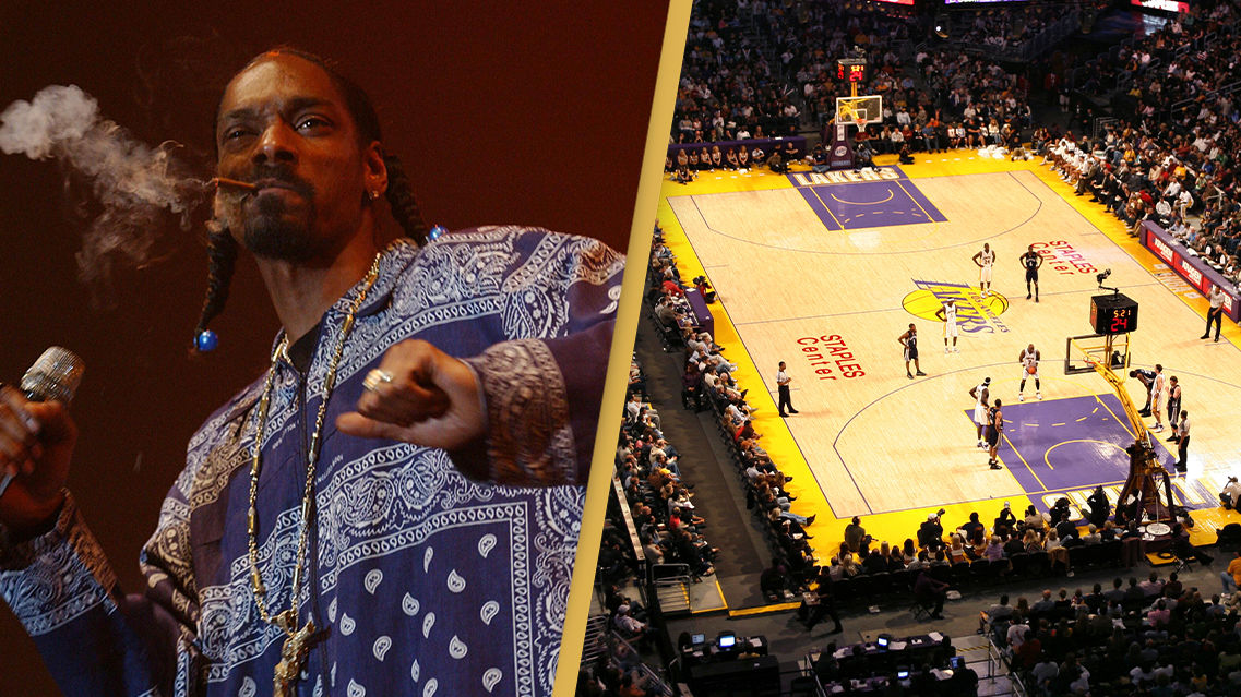 Snoop Dogg takes over the Staples Center 