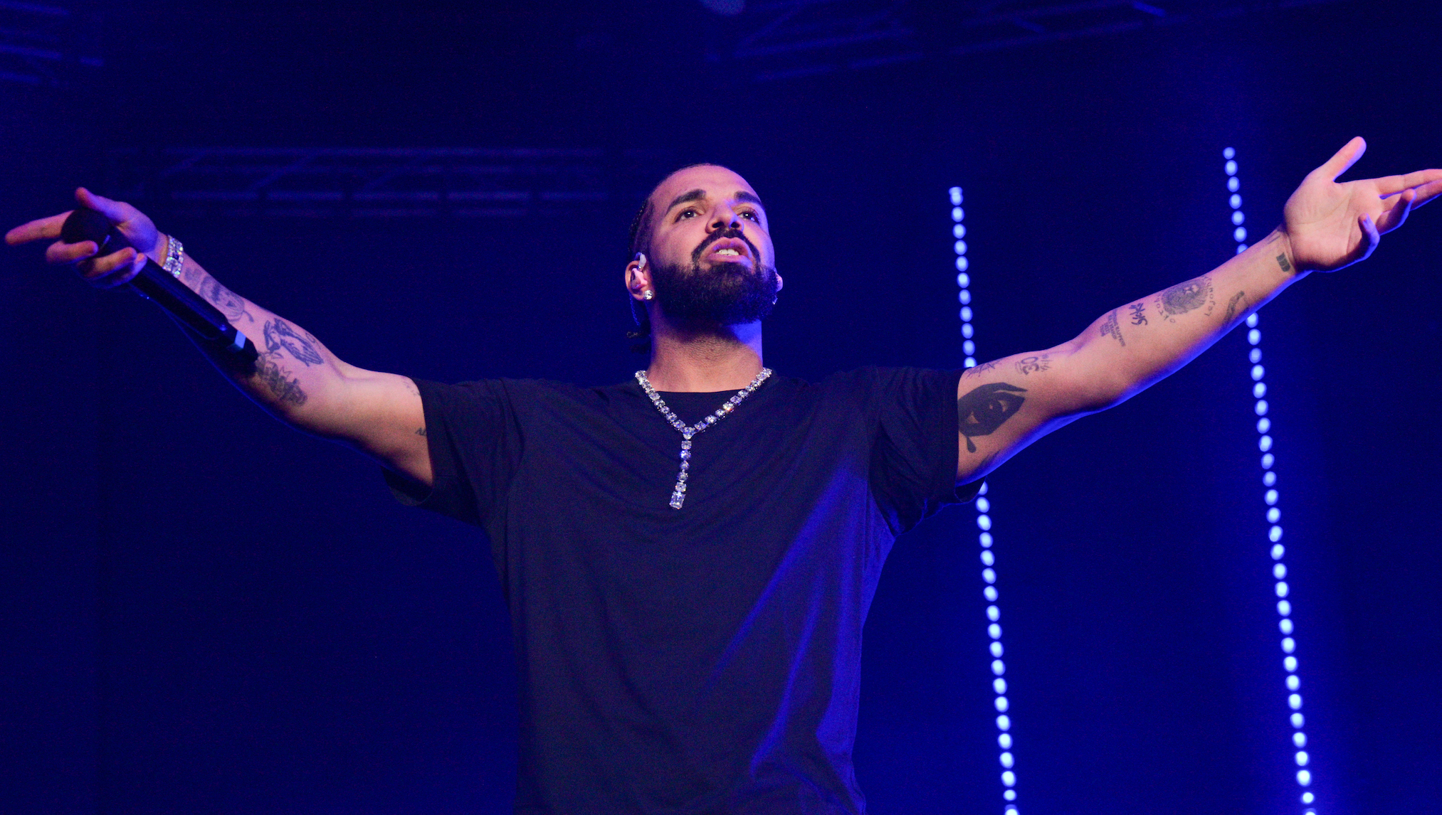 Drake responds after extremely x-rated video allegedly of the rapper goes  viral