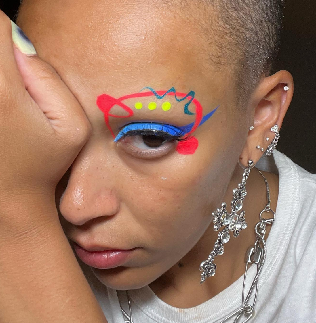 Doja Cat goes full Britney Spears, shaves head and eyebrows on Instagram