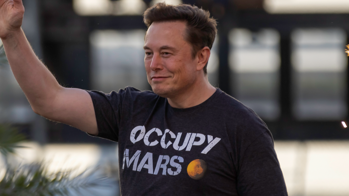 SpaceX CEO Elon Musk wants to visit bizarre square object on Mars after  admitting we need to 'investigate' it - Space - UNILAD