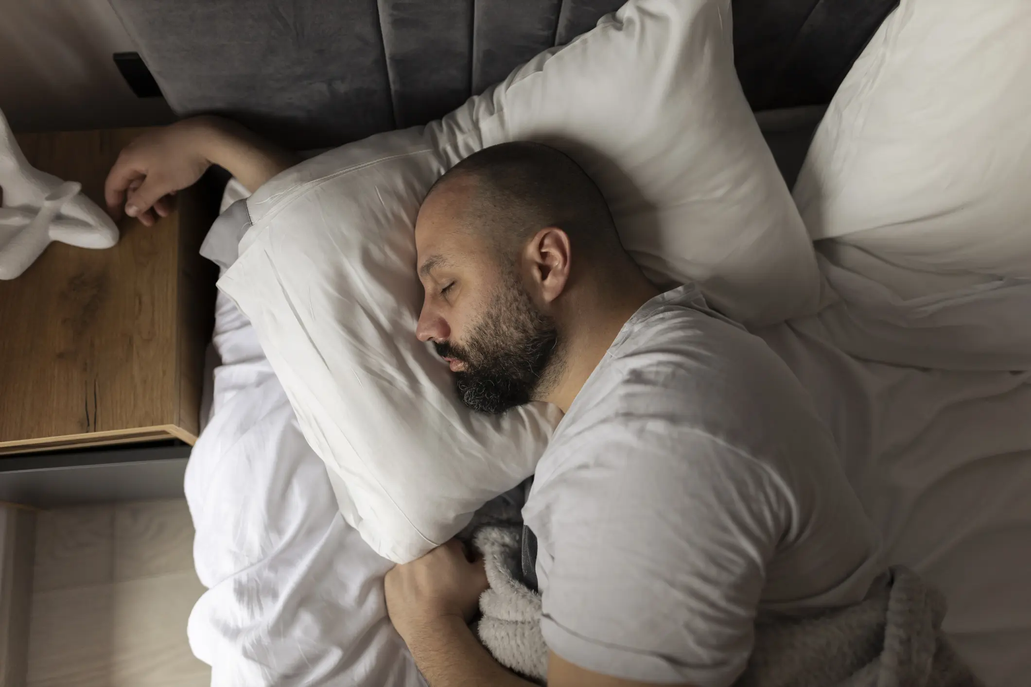 Expert reveals the real reason why people wake up at 3am every night and  how to fix it