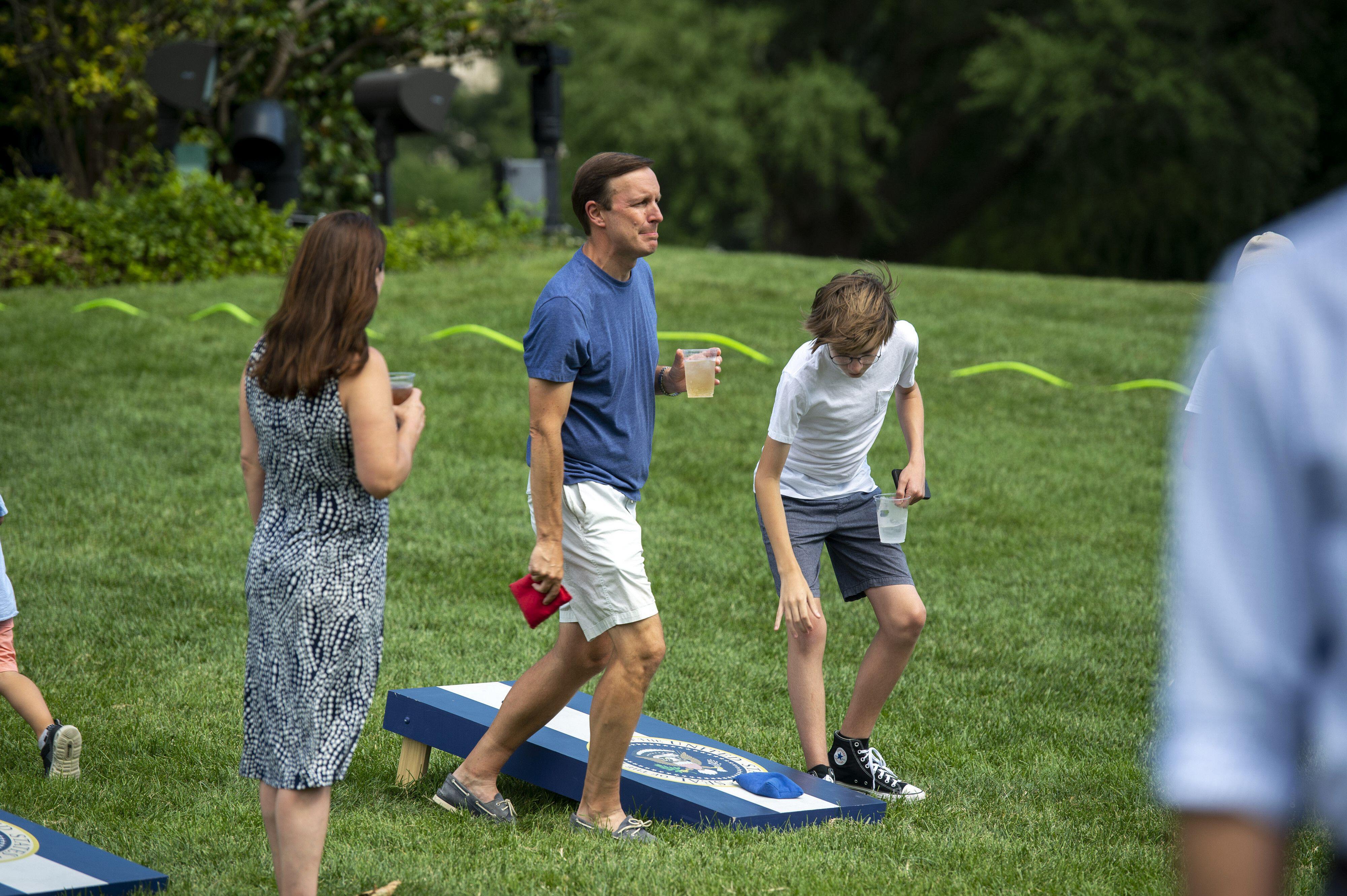 Professional Cornhole Has a Cheating Scandal Called BagGate - WSJ