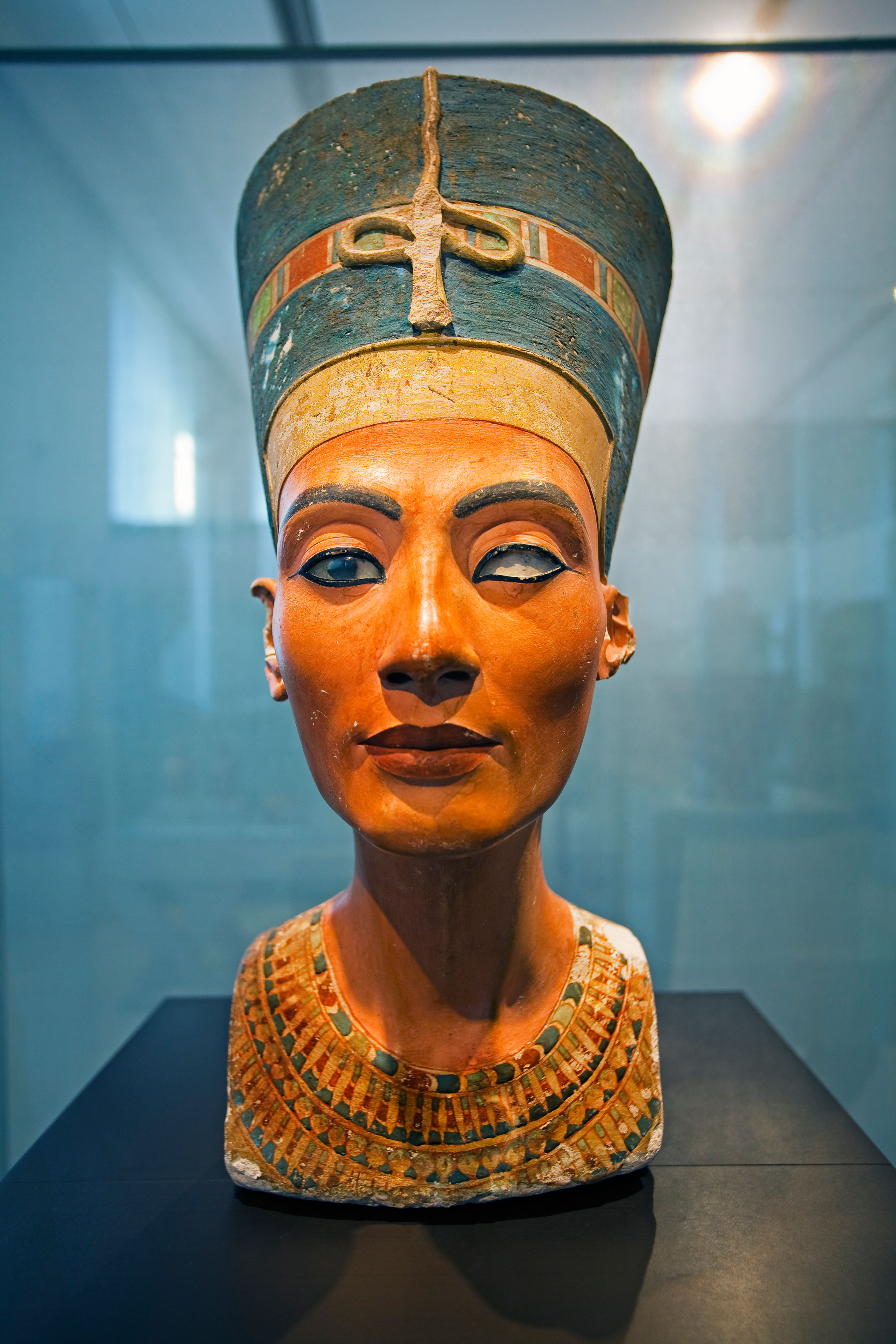 the mummy nefertiti