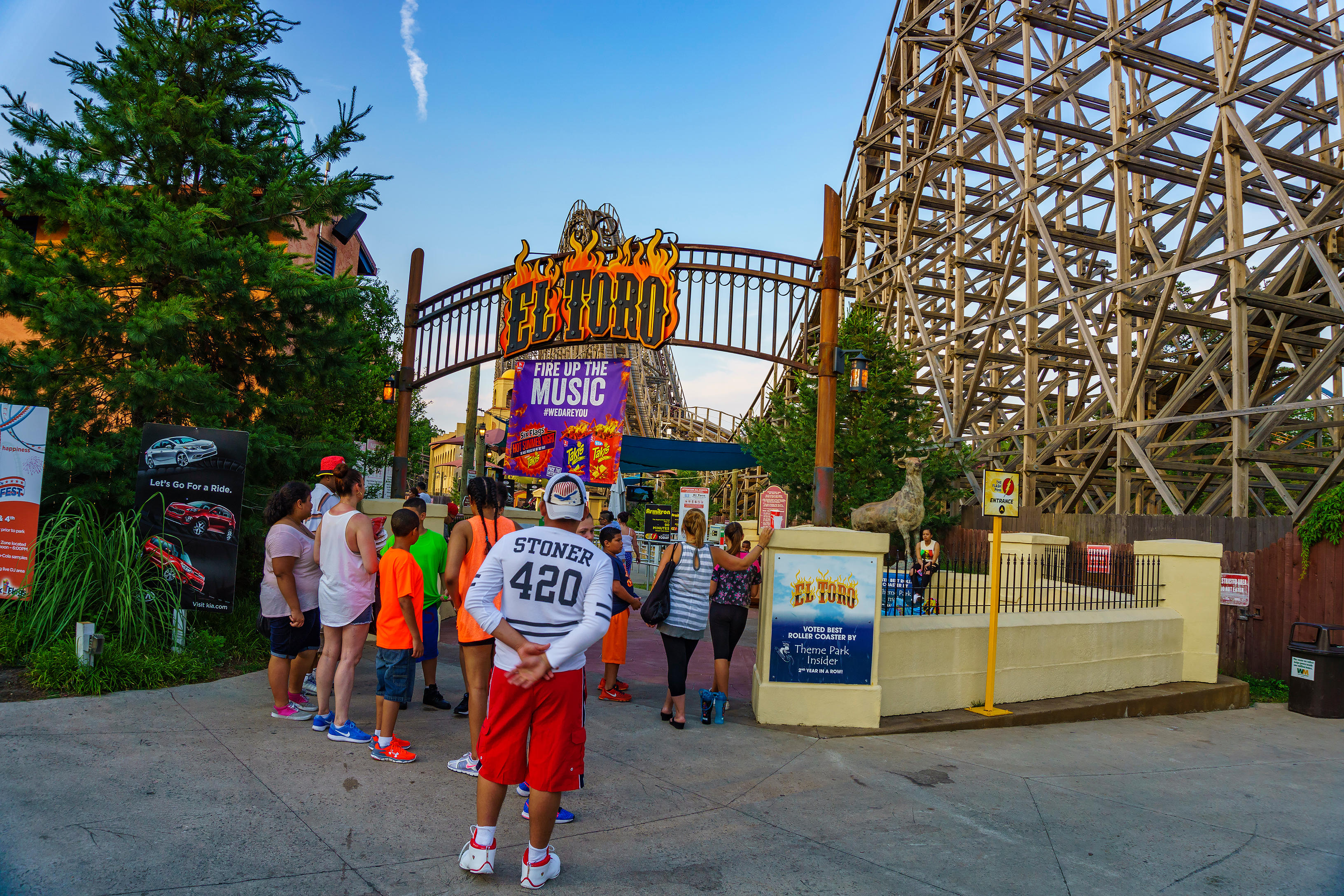 2 People Hospitalized After Six Flags Ride Malfunctions