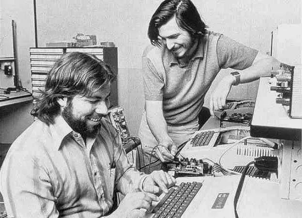 Steve-Jobs-and-Steve-Wozniak.jpg