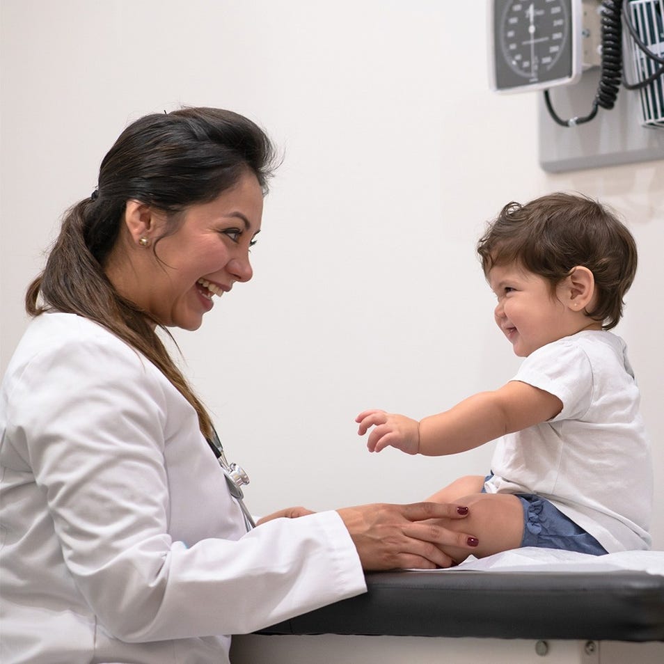 Para Lysol es  importante la colaboración que creamos con la AMIP, pues cuentan con una importante trayectoria en el campo de la salud infantil.