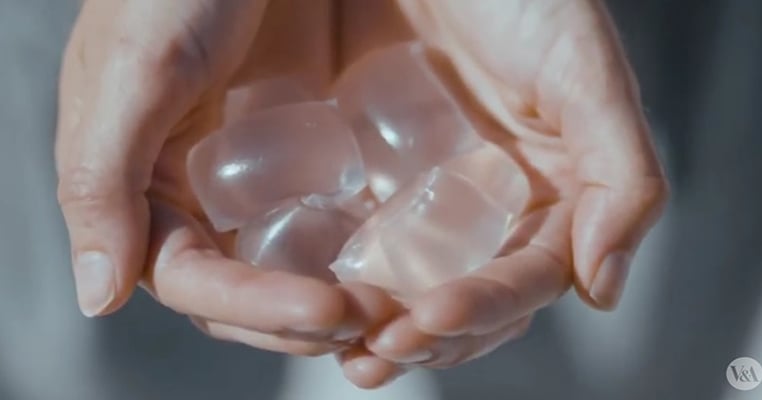 The Incredible Ooho Water ‘Bottle’ is Edible