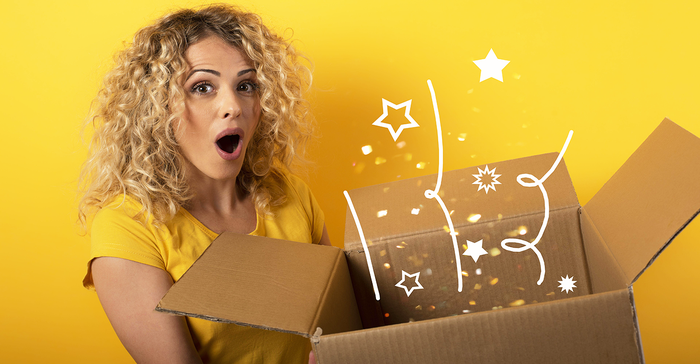 Alamy-Federico-Woman-Boxing-Opening-Box-Surprised-Caputo-2CFFYMM-1540x800.png