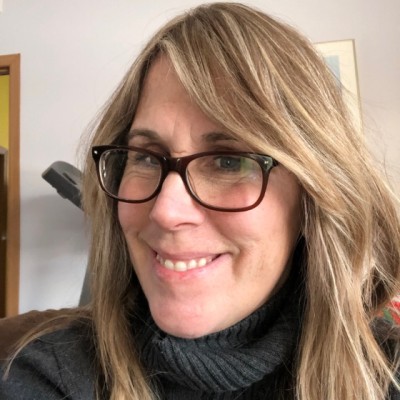 Picture of Kristen Kazarian