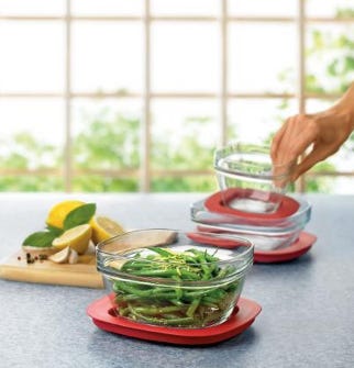 290990-Rubbermaid_s_glass_food_storage_containers_answer_consumer_convenience_and_value_needs.jpg