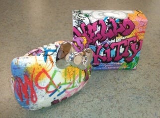 297609-Graffiti_Kitty_palette_and_carton_from_HCT_Packaging.jpg