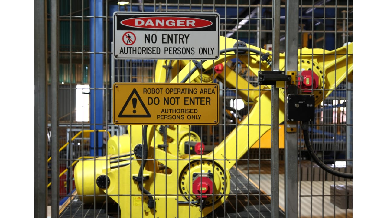 Robot Signal Sign 7 Reasons, and 5 Ways, to Use QR Codes on Packaging