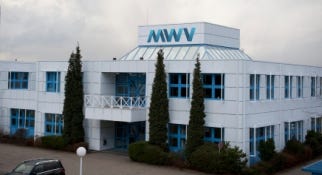 299064-MWV_pharma_center.jpg