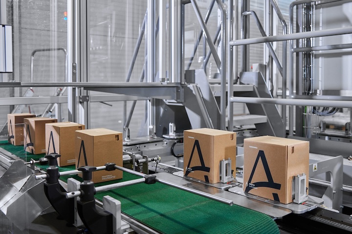 1st-Case Commercialization of a New Green Packaging System