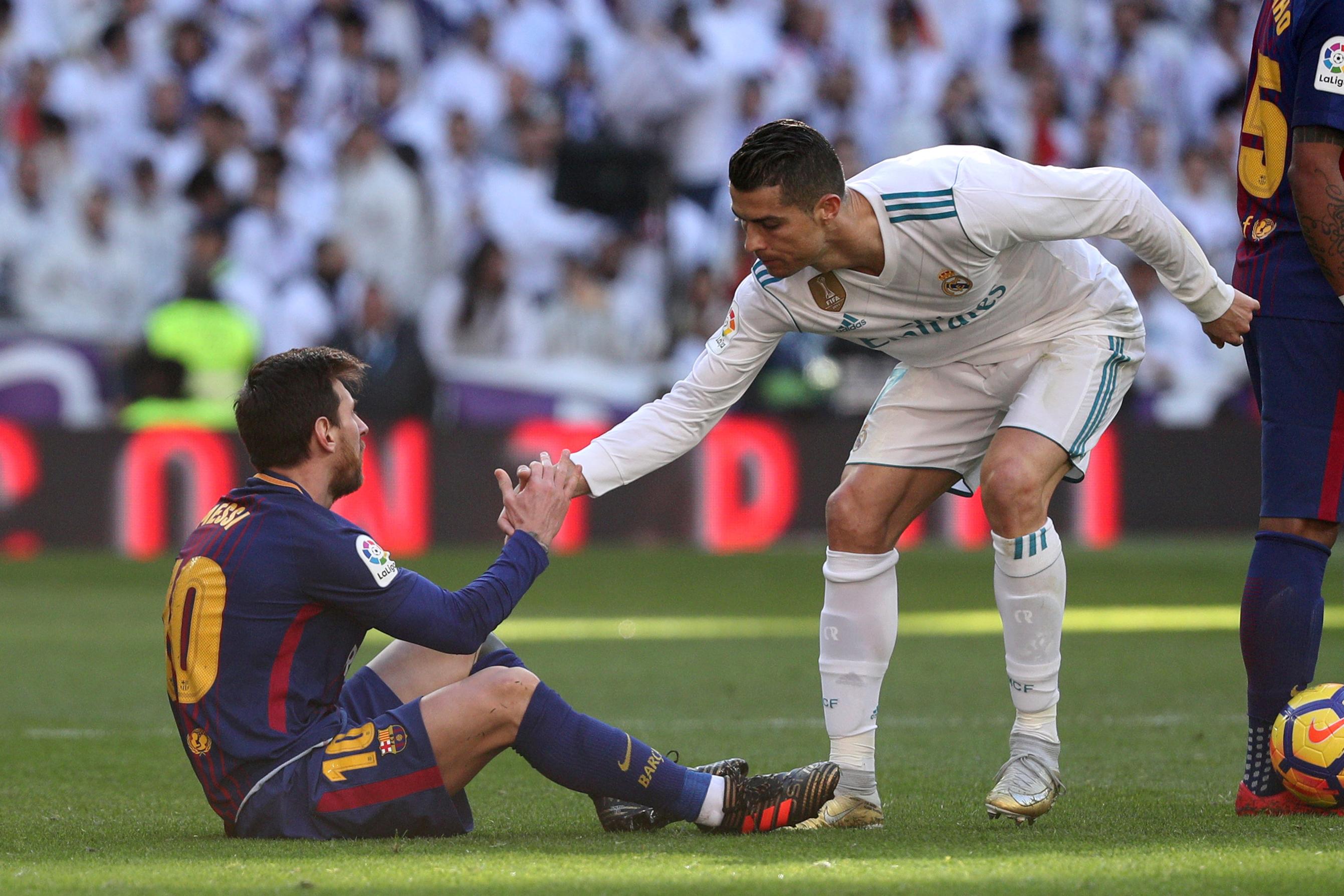 Psg Want To Sign Cristiano Ronaldo To Partner Messi