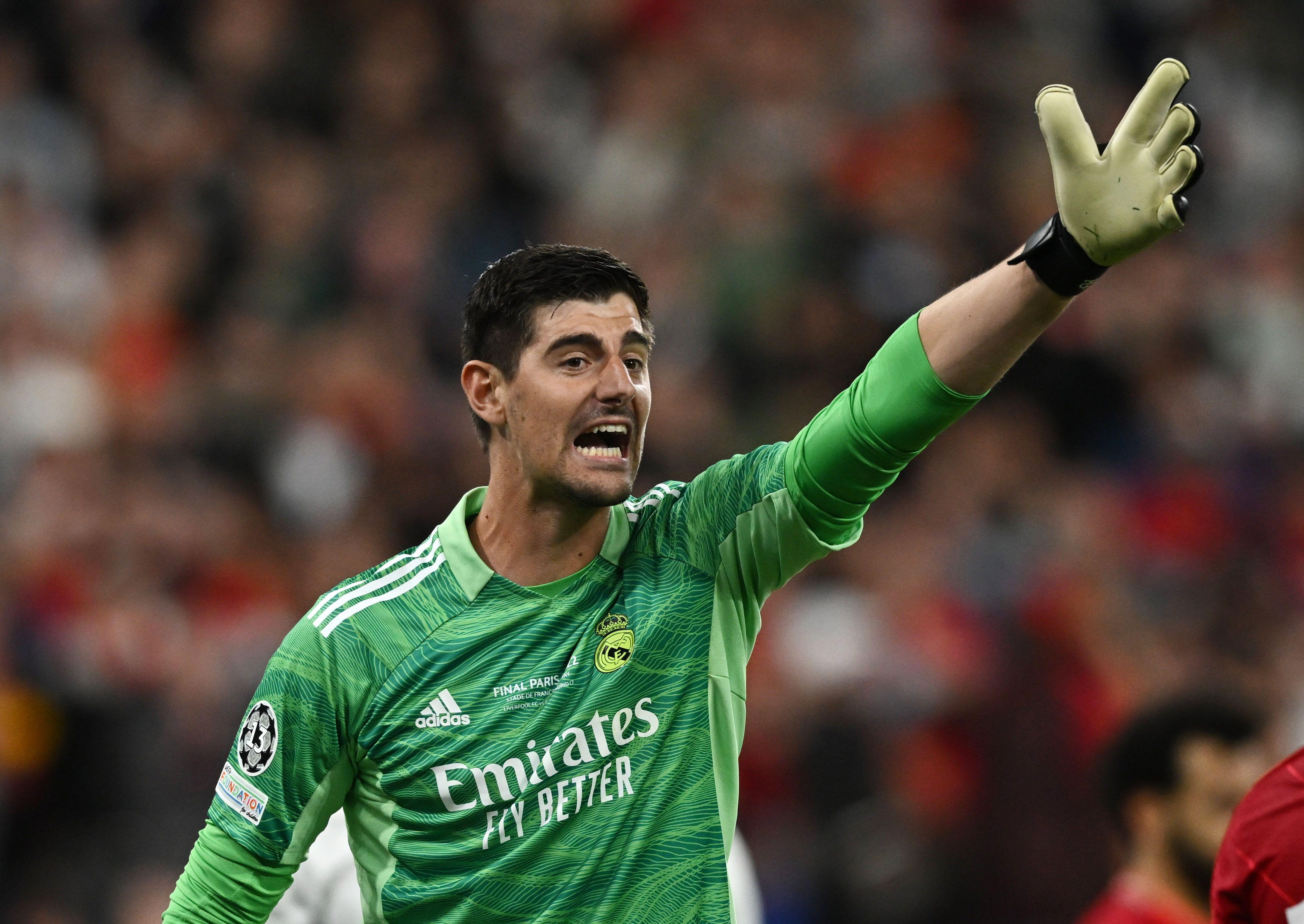 Football news - Thibaut Courtois reveals reason Bale missed Real Madrid  team meal - Eurosport