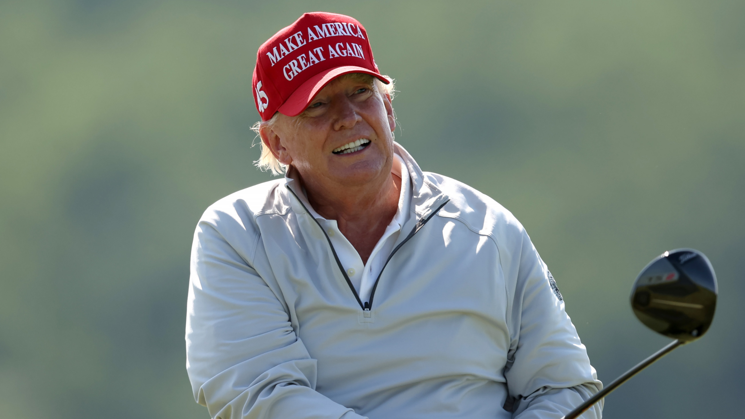 Donald Trump 'throws people out' of golf club for breaking one rule that  everyone has to follow