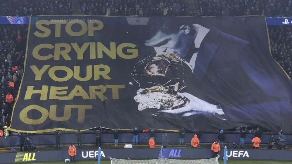 Vinicius Jr spotted taunting Man City fans with gesture as new footage shows his reaction to Ballon d'Or chant - Man City - SPORTbible