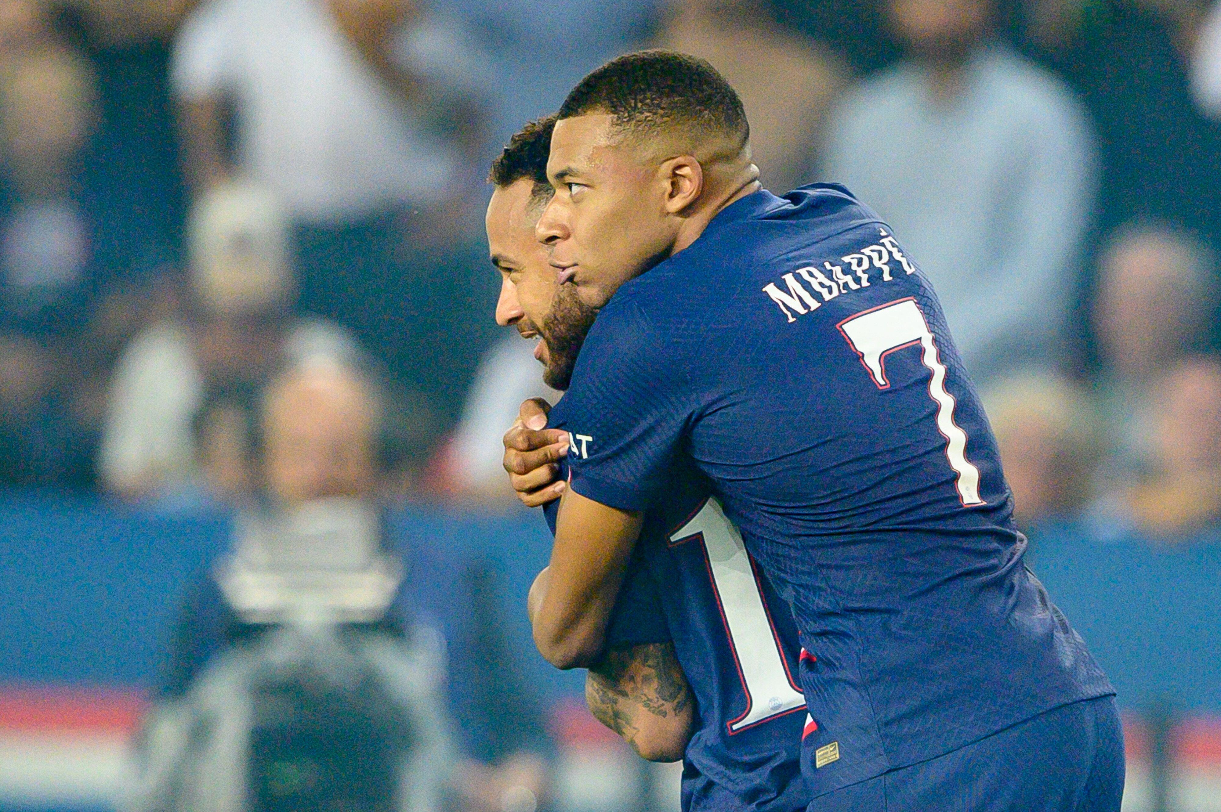 Kylian Mbappe and Achraf Hakimi had the most wholesome shirt swap