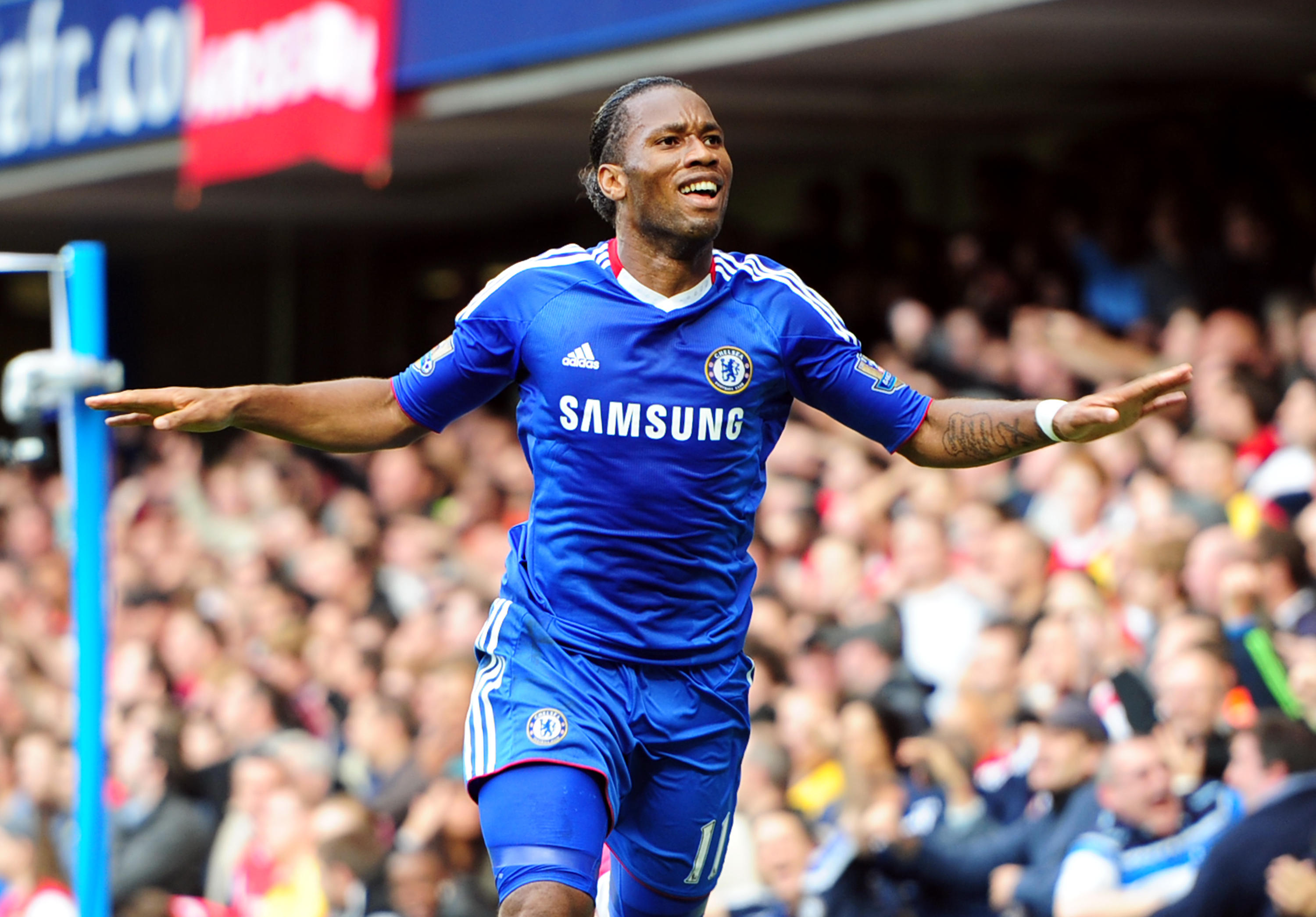 Didier Drogba: Viral clip shows Arsenal fan tricking Chelsea legend