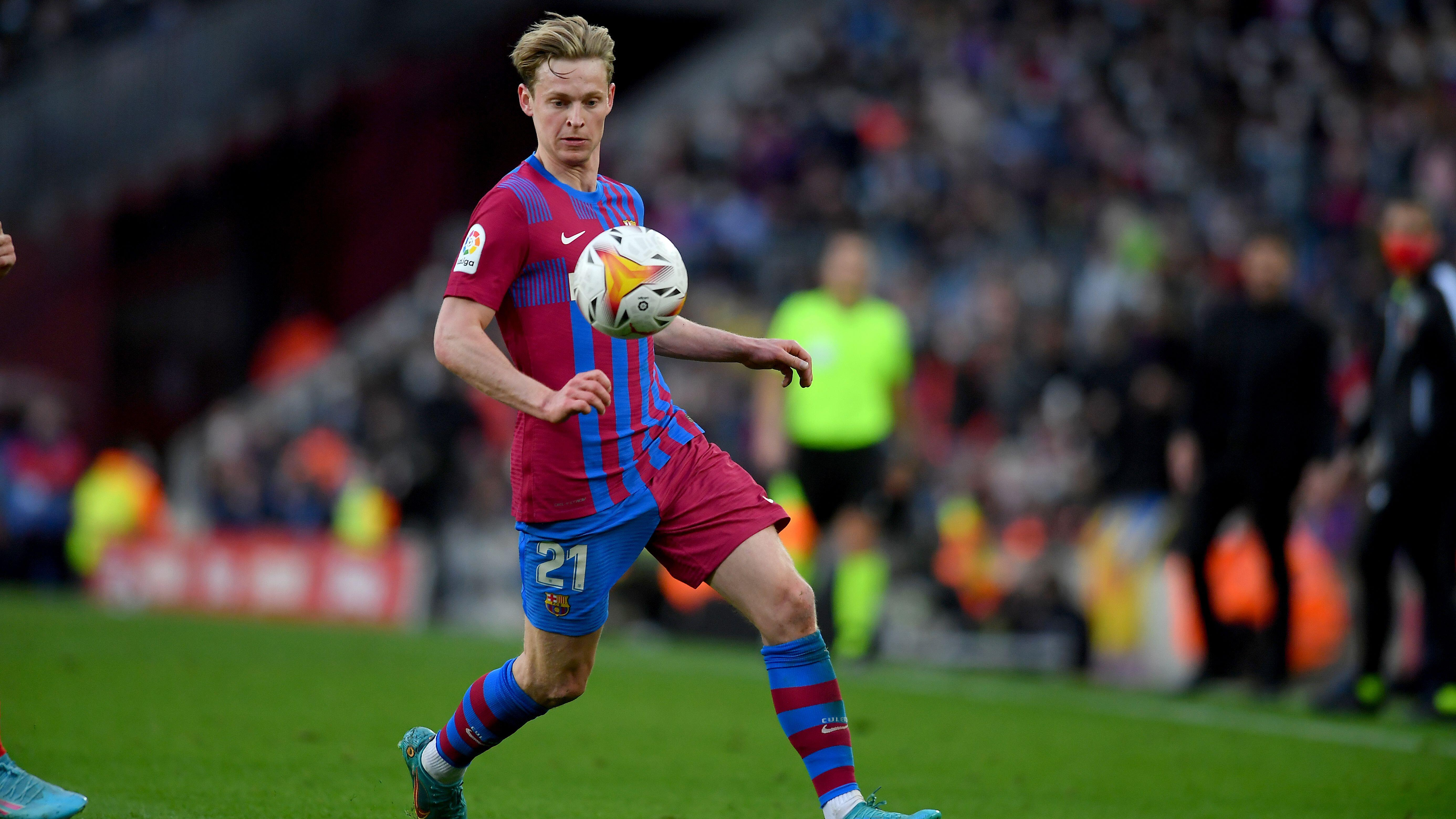 Barcelona's Frenkie De Jong 'One Step Away' From Joining Manchester United: £68 Million Offer Being Considered - Vimarsana News