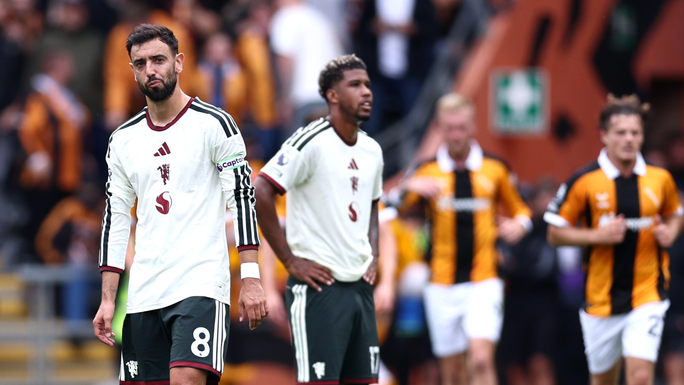Wayne Rooney labels Bruno Fernandes' comments after Hull City defeat as 'strange'