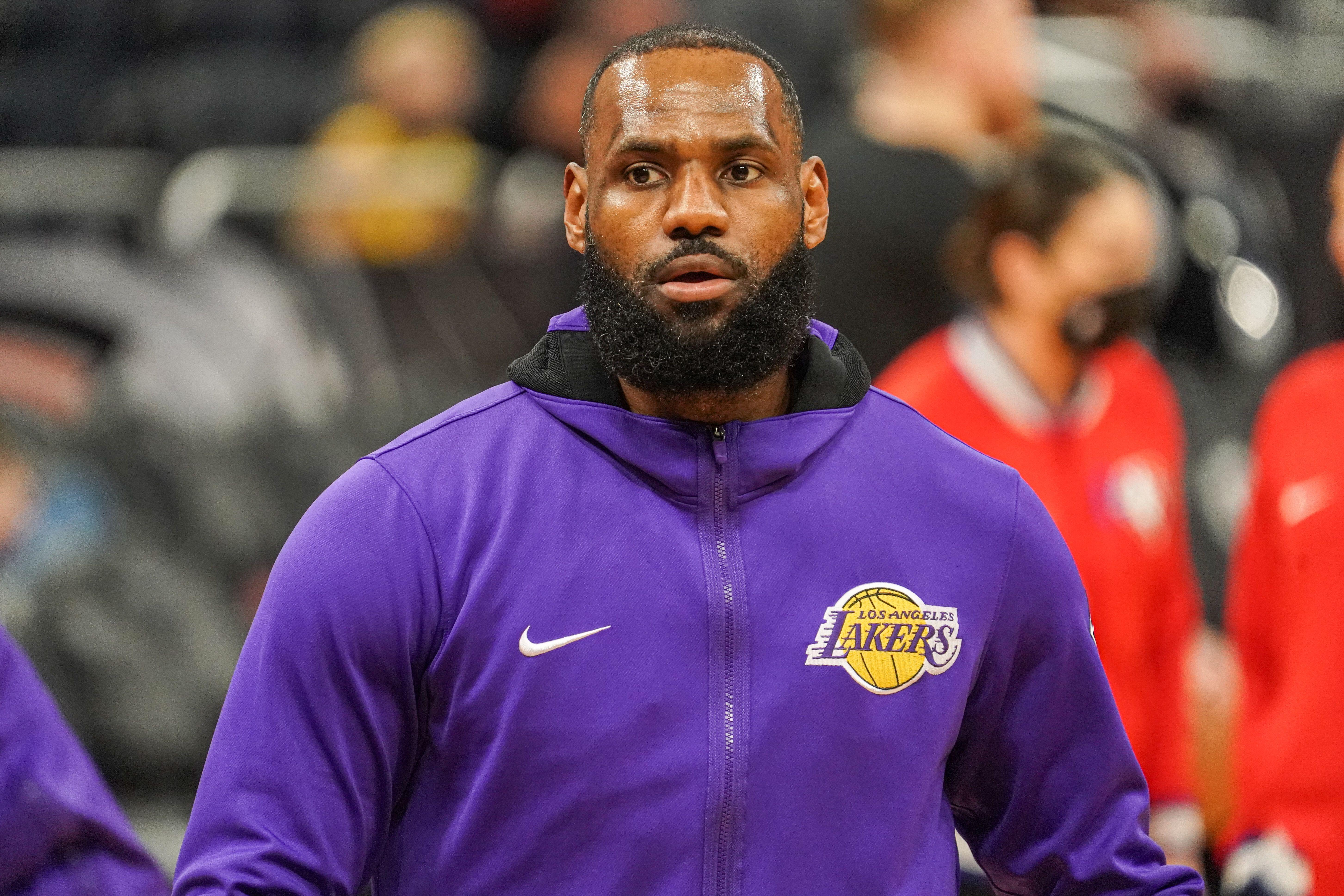 World's Highest-Paid Athletes 2022: LeBron Scores $127 Million –