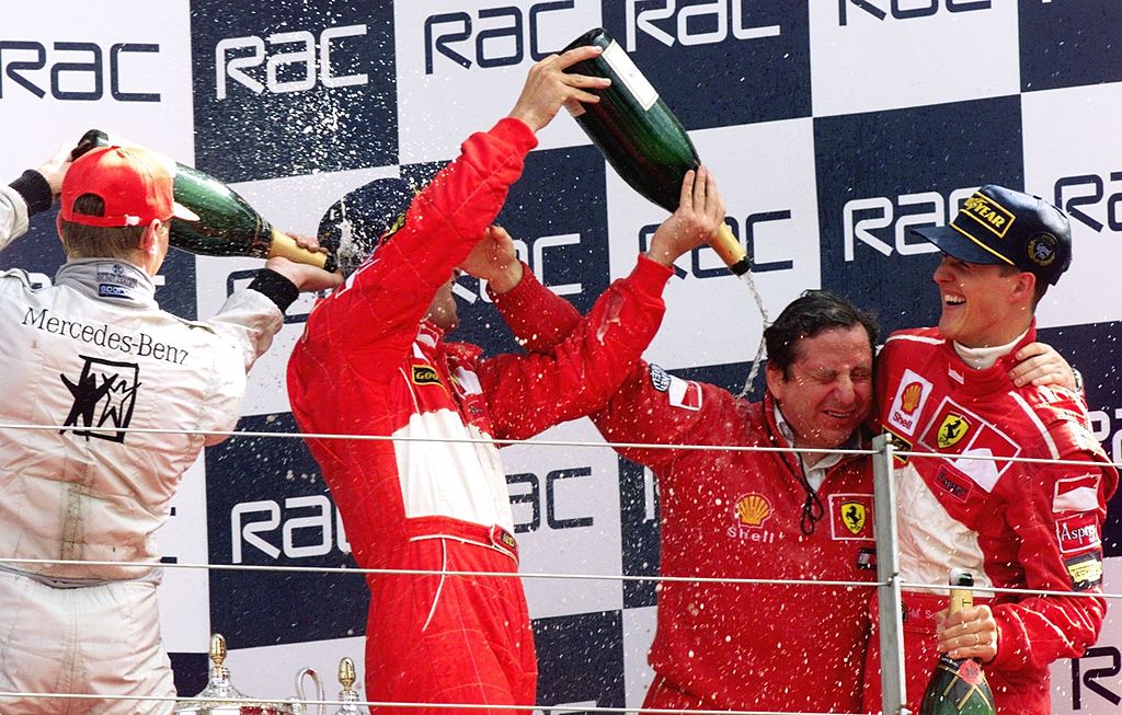 MICHAEL SCHUMACHER ピンズ Germany's Michael Schumacher punches the air in a winning