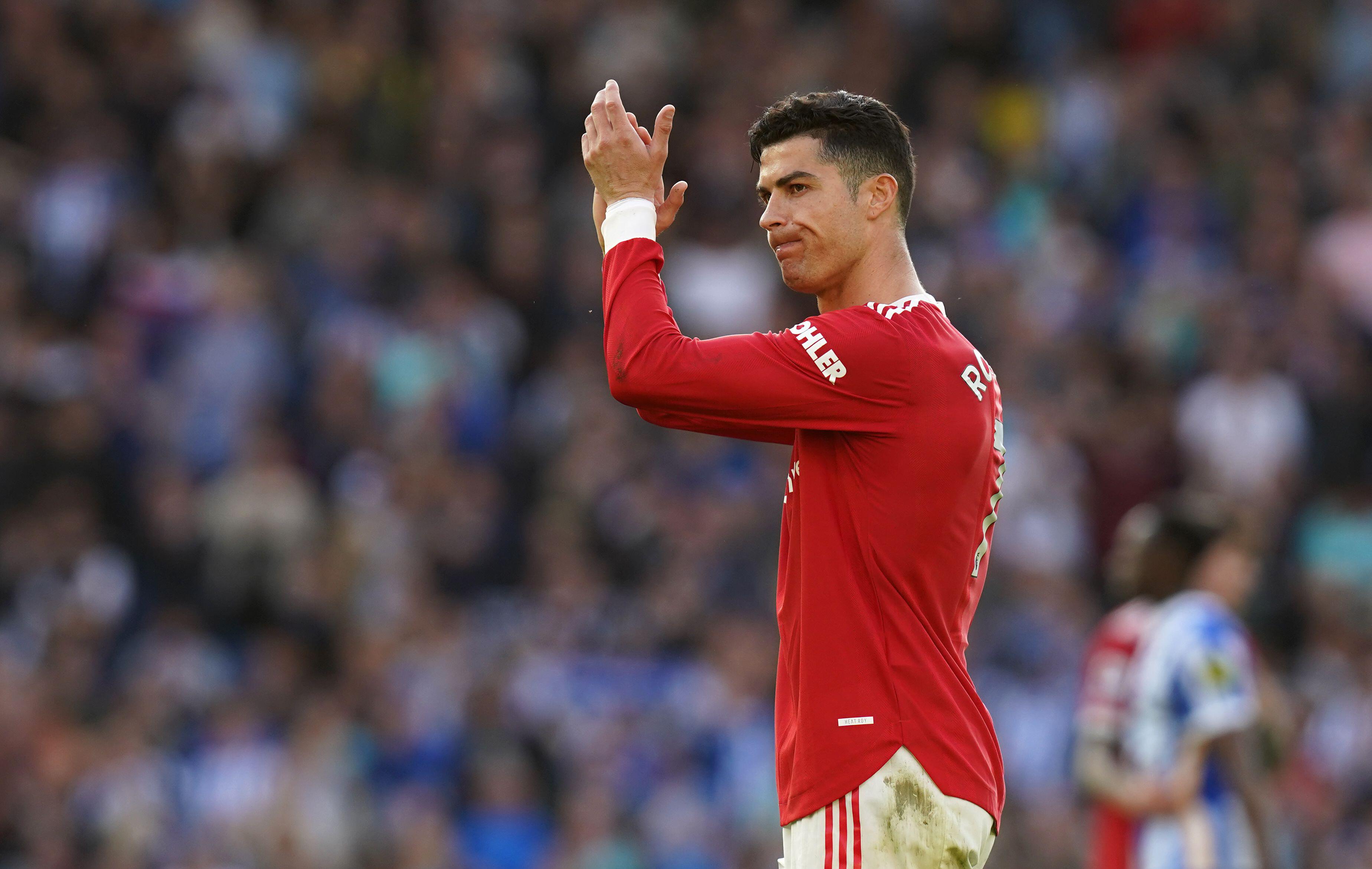 Manchester United set Ronaldo asking price