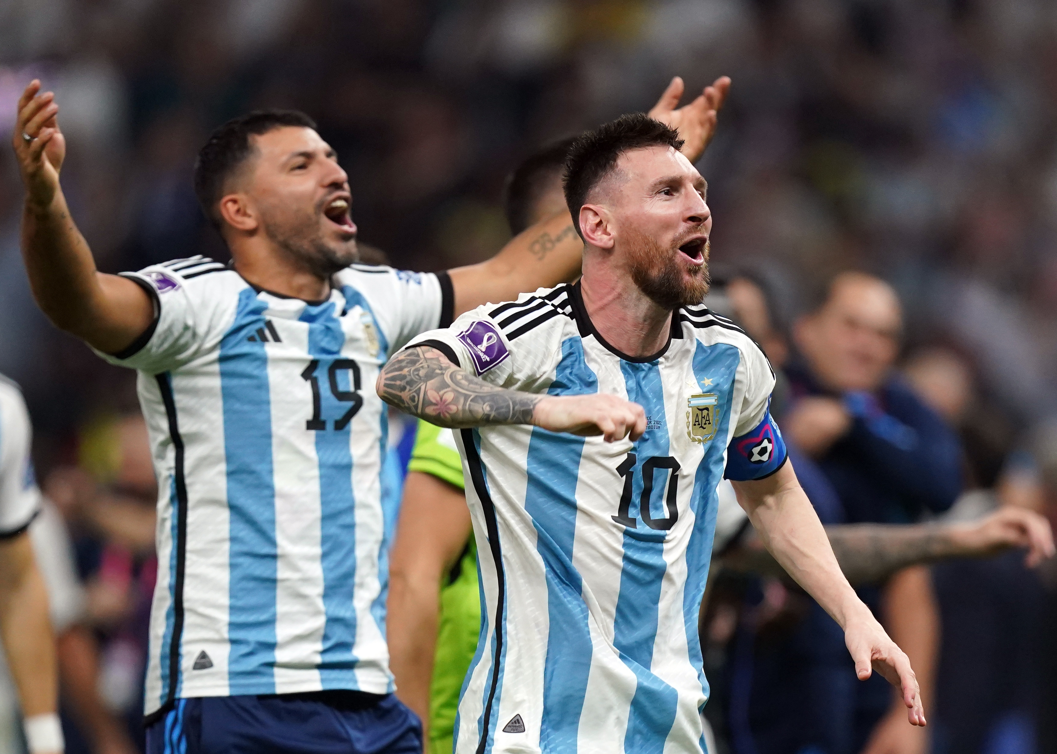 Man City legend Sergio Aguero allowed to lift World Cup as Argentina beat  France on penalties - Manchester Evening News