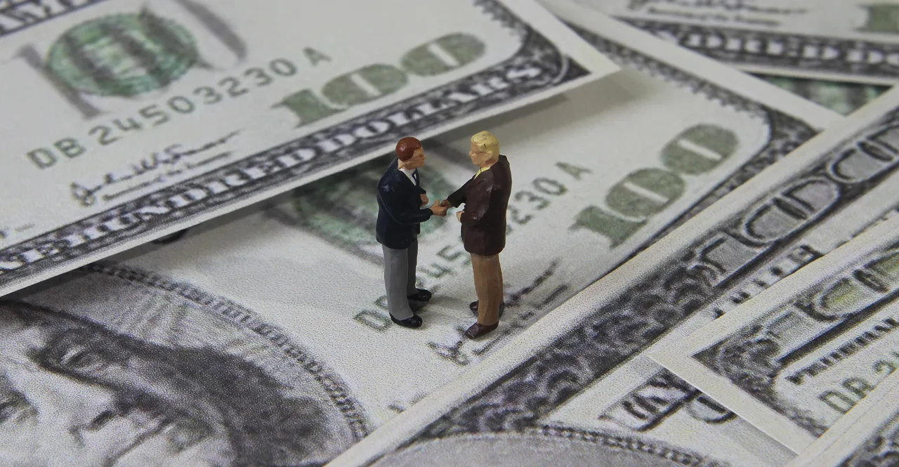 Deals & Moves: &Partners Recruits $1.6B in Advisor Teams