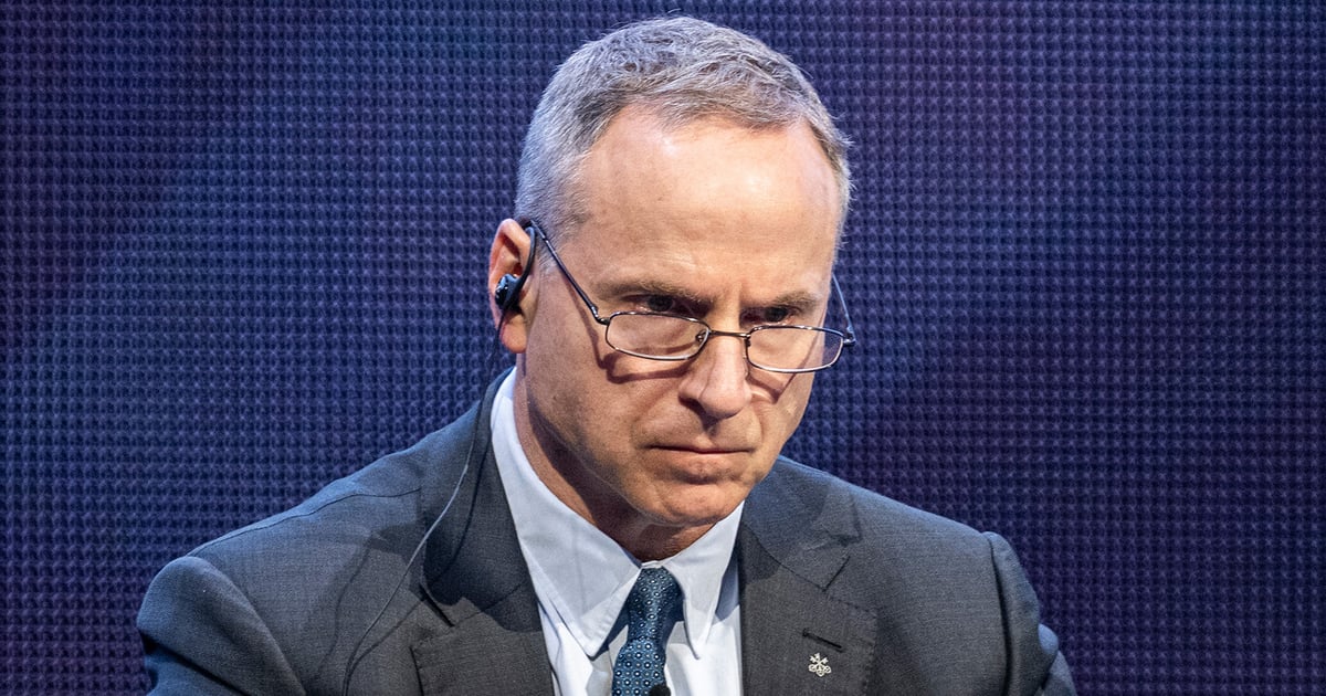 Banks Tighten Private Credit as UBS Reports Cooling Demand