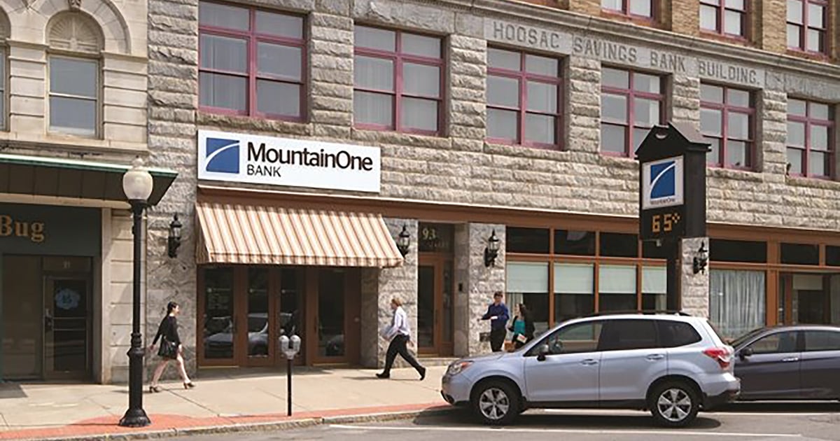 Bank Sues Ex-Advisors, Claiming They Lost Out on LPL/Commonwealth Retention Payments Bank Sues Ex-Advisors, Claiming They Lost Out on LPL/Commonwealth Retention Payments