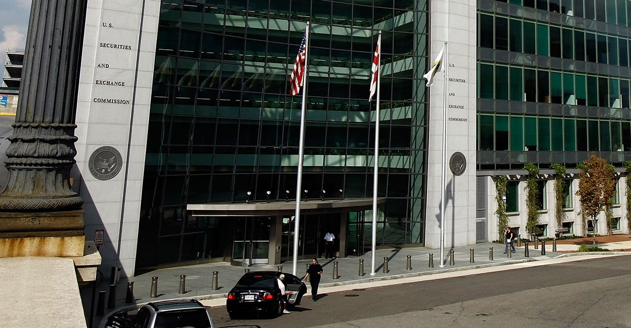 SEC Close to Making Decision About Dual-Share-Class Funds SEC Close to Making Decision About Dual-Share-Class Funds