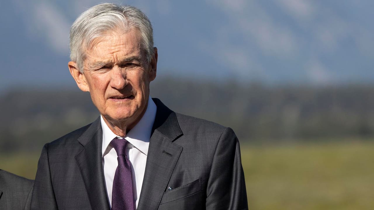 Powell Opens Door to Interest Rate Cut, Citing Labor Markets Powell Opens Door to Interest Rate Cut, Citing Labor Markets