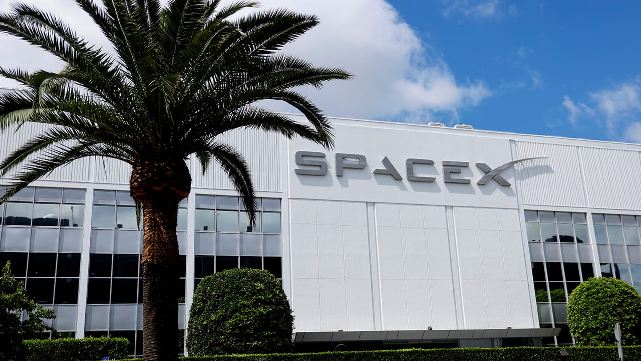 SpaceX building SpaceX building
