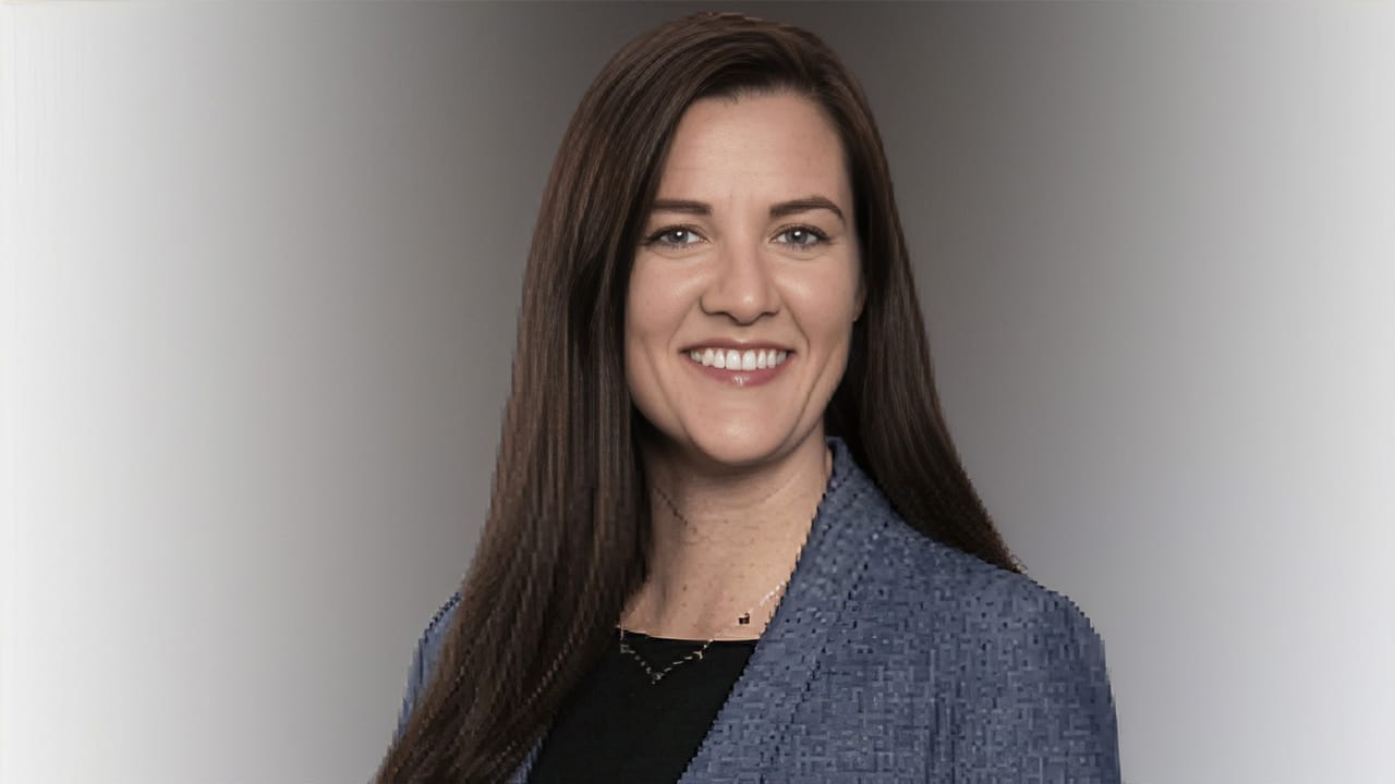 Stephanie Stack $1.2B Bard Financial Moves to Osaic’s W-2 Channel