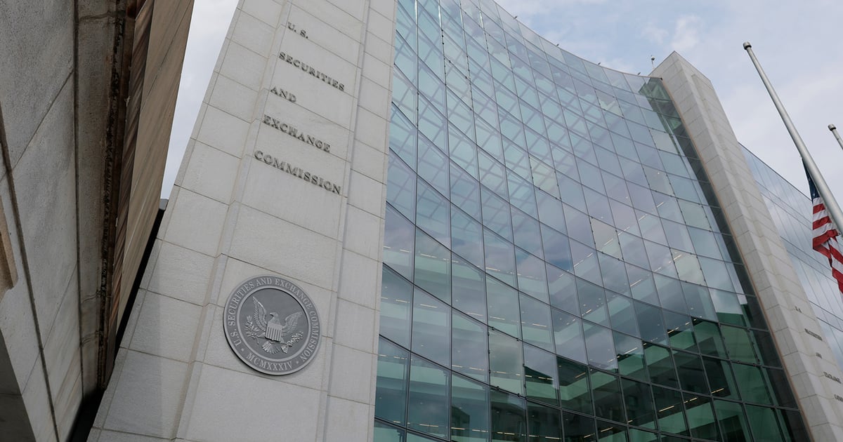 SEC, Commonwealth Reach Settlement in Share Class Lawsuit