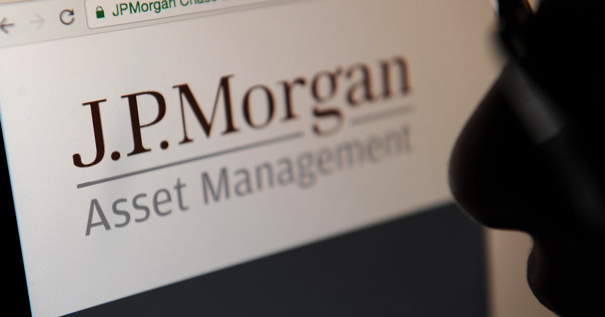 Private Credit Becomes Core as JPMorgan Rethinks 60/40 Model Private Credit Becomes Core as JPMorgan Rethinks 60/40 Model