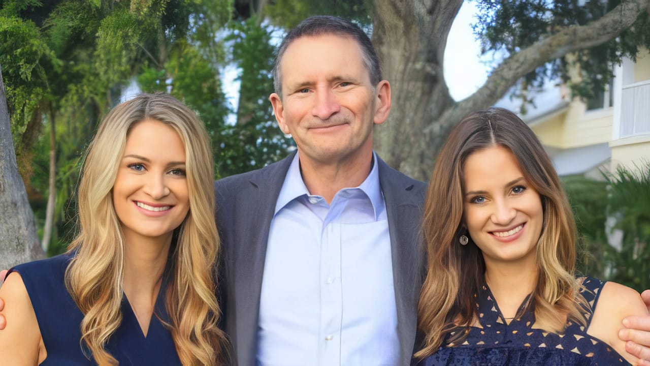 Deals & Moves: HB Wealth Adds Family Trio, Hightower Signature Acquires Externally