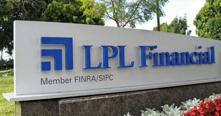 LPL Attracts $410M Hollywood-Based Firm From Osaic