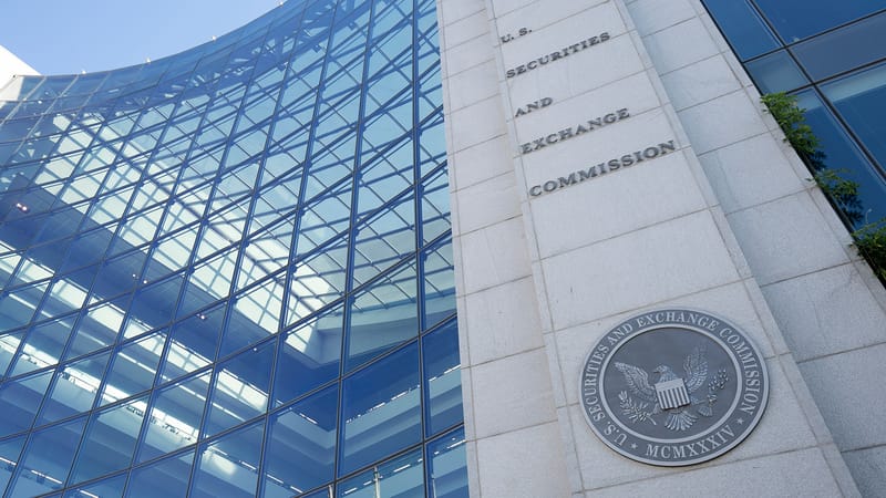 White House Seeks to Bring Financial Regulators Under Its Sway White House Seeks to Bring Financial Regulators Under Its Sway