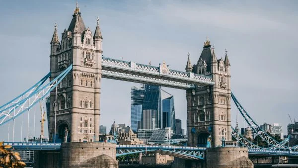 London Bridge on a cloudy day 