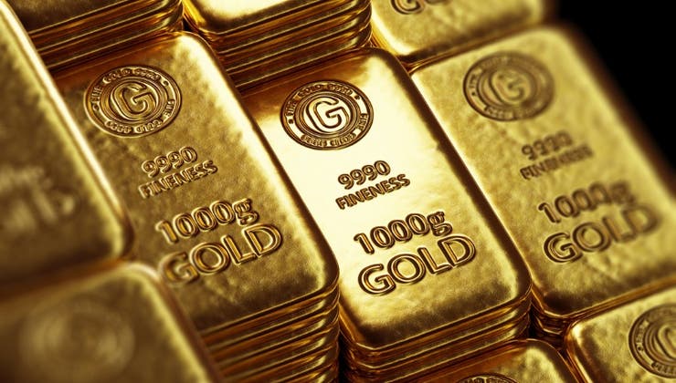Trader thoughts - can Gold smash through the $1833 Maginot line?