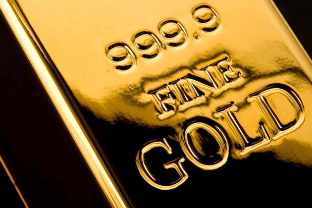 Precio del oro colapsa tras continuación de datos económicos favorables