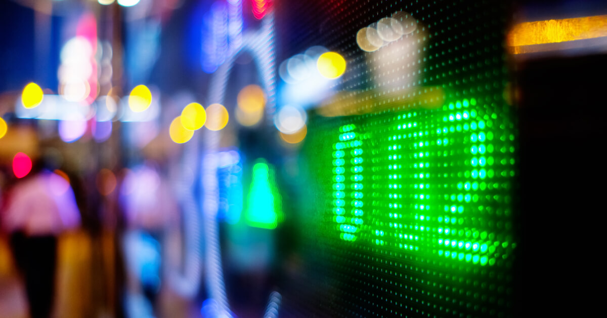 stock-market-growth-on-screen.jpg