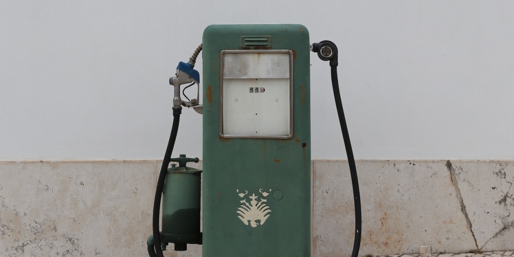 Controlling the costs of idling equipment Controlling the costs of idling equipment