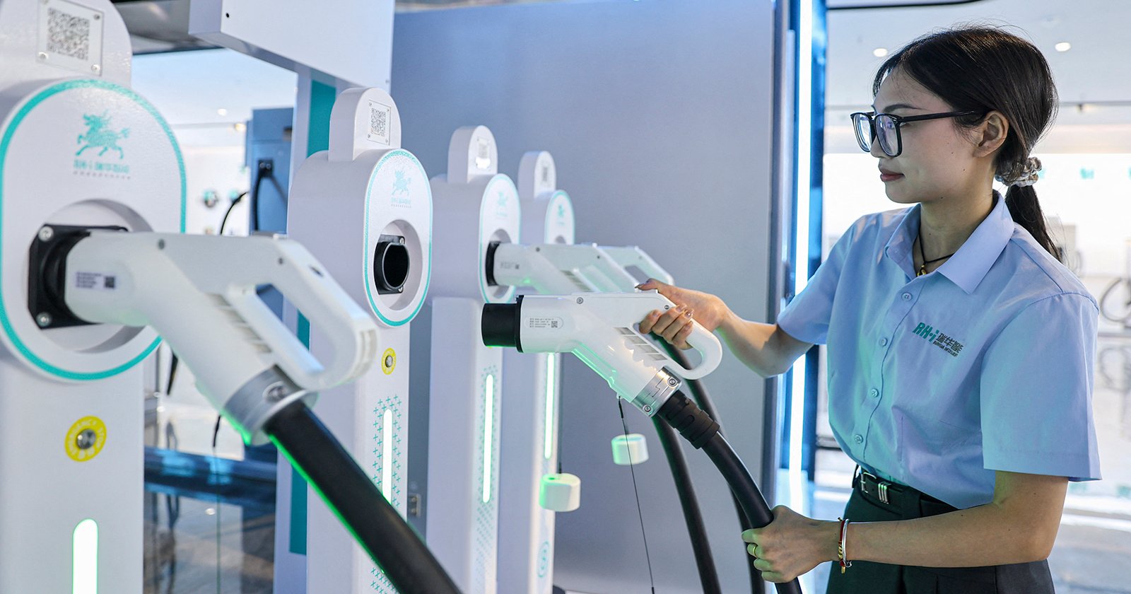 10 Countries with the Most Charging Power per EV