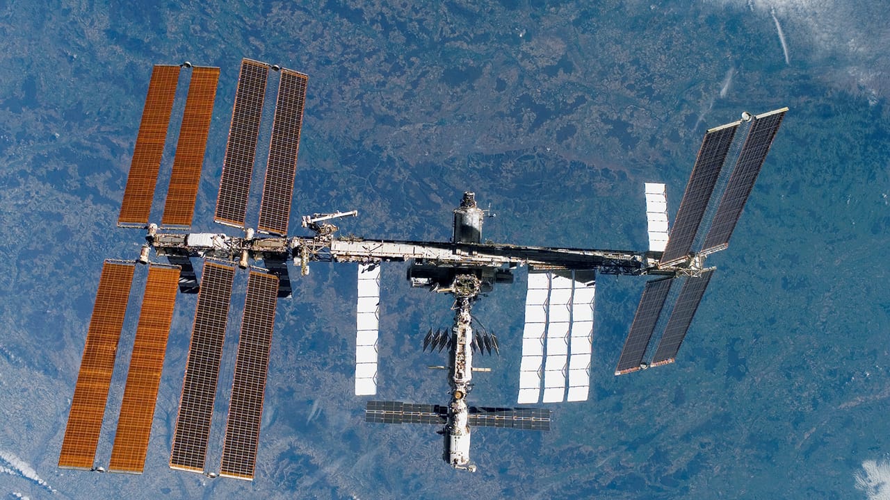Lithium-Sulfur Batteries to be Tested Aboard the ISS in 2025