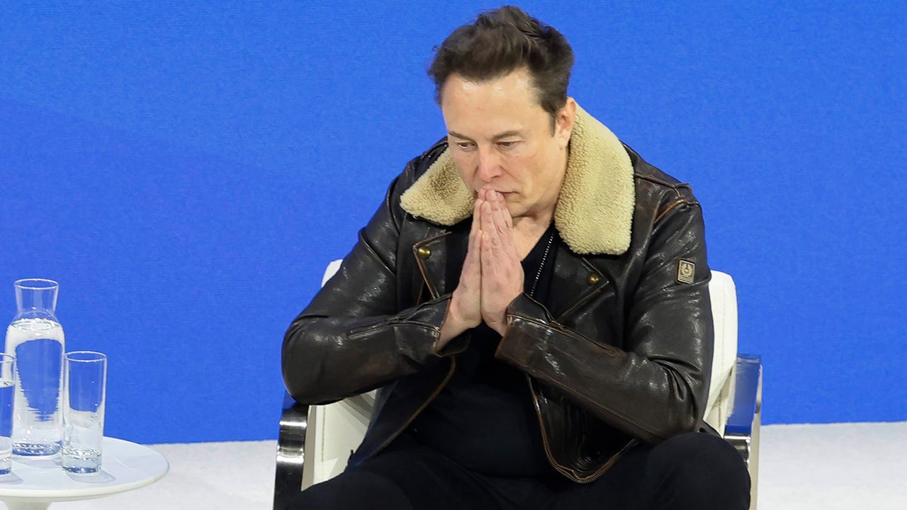 As China Signals Retaliation, Tesla's Musk Does About-Face on US China  Tariffs